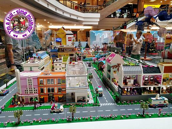 Build Your LEGO Christmas Event